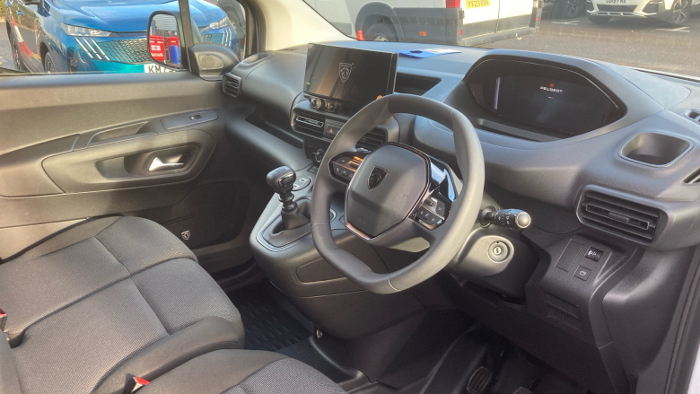 Peugeot Partner Standard Diesel 1.5 BlueHDi 100 Professional Plus Van